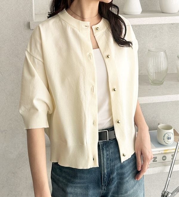 GeeRA（ジーラ）の「メタルボタンスポンディッシュカーディガン（ニットカーディガン）」｜詳細画像