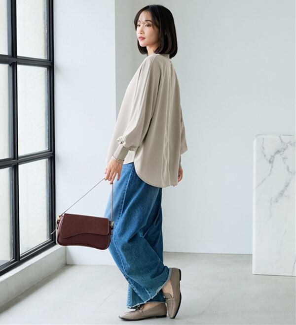 BELLUNA（ベルーナ）の「Ｔシャツ感覚なのにきちんとブラウス見え！カットジョーゼットプルオーバー（ブラウス）」｜詳細画像