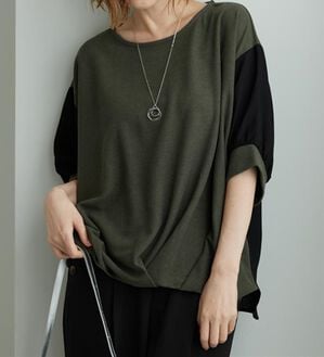 BELLUNA（ベルーナ）の「【新色追加】&ldquo;2点セット&rdquo;ネックレス付！異素材裾タックプルオーバー（カットソー）」｜カーキ