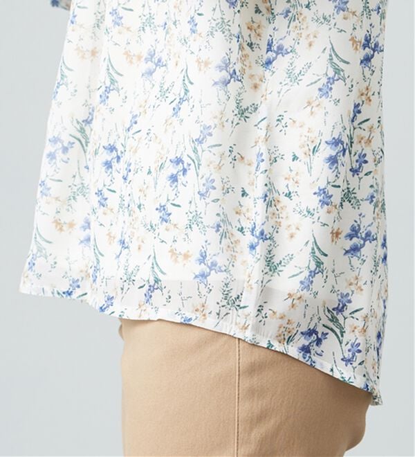 BELLUNA（ベルーナ）の「シフォン素材シャーリング使いブラウス（ブラウス）」｜詳細画像
