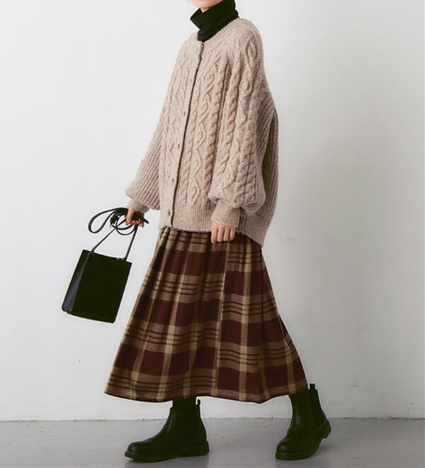 Viola e Viola（ヴィオラ エ ヴィオラ）の「ふんわりタックチェックミモレスカート（ロングスカート）」｜詳細画像