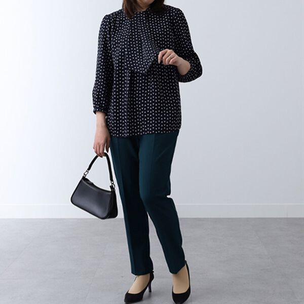 BELLUNA（ベルーナ）の「ツイル素材ボウタイデザインブラウス（ブラウス）」｜詳細画像