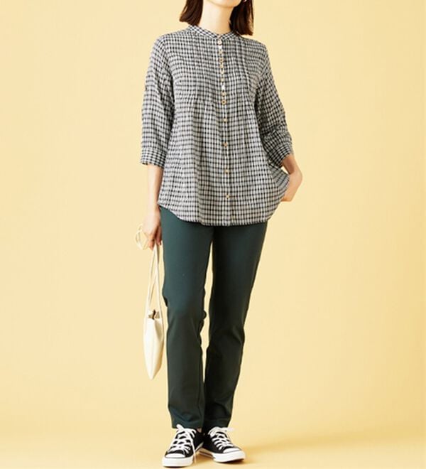 BELLUNA（ベルーナ）の「ダブルガーゼ素材多ボタンオーバーブラウス（ブラウス）」｜詳細画像