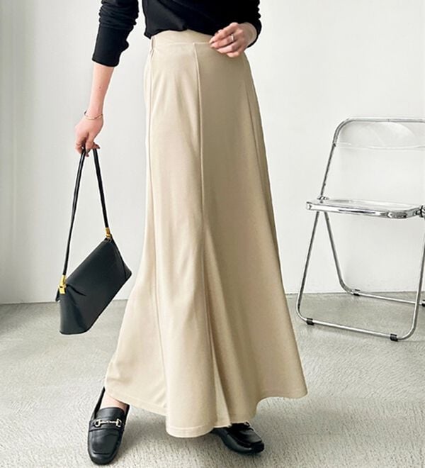 GeeRA（ジーラ）の「スリットマーメイドフレアスカート（ロングスカート）」｜詳細画像