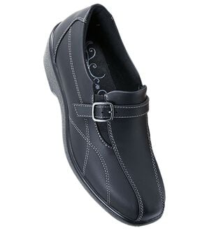 BELLUNA（ベルーナ）の「＜トパーズ＞軽量スリッポンシューズ（スリッポン）」｜ブラック