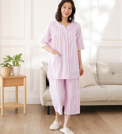 LAVIENNE（ラヴィエンヌ）の「綿１００％サッカーパジャマ（パジャマ・ルームウェア）」