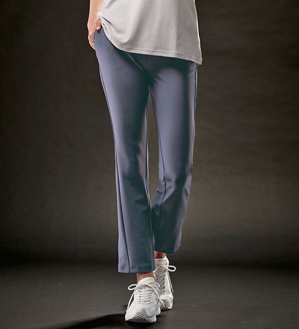 BELLUNA（ベルーナ）の「＜ＲＩＺＡＰ＞履くだけスタイルアップ！神フレアーパンツ（フルレングスパンツ）」｜詳細画像