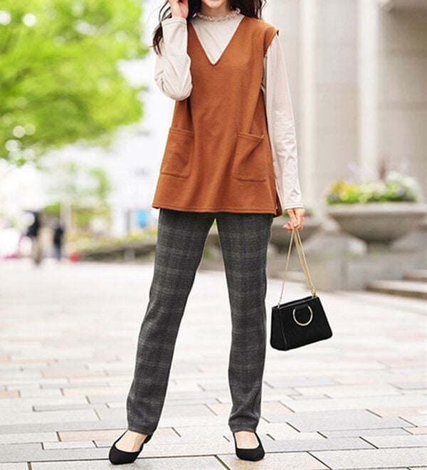 BELLUNA（ベルーナ）の「【あったか仕様♪】すっきり見え！裏ファーパンツ（フルレングスパンツ）」｜詳細画像