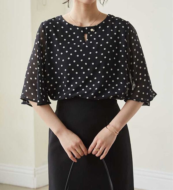 RANAN（ラナン）の「ひんやり！フレアー袖シフォンブラウス（ブラウス）」｜詳細画像