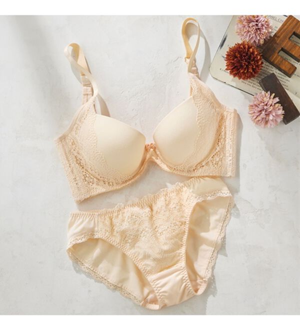 YU'NOW（ユナウ）の「しっかり脇高！美乳ブラセット（ブラジャー＆ショーツセット）」｜詳細画像