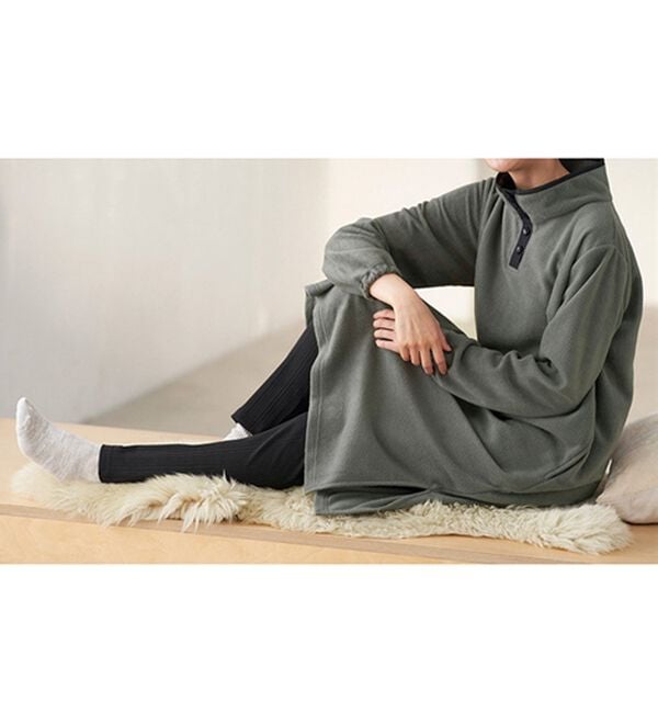 BELLUNA（ベルーナ）の「【レギンス付】すぐ快適！フリースワンピース（カットソーワンピース）」｜詳細画像