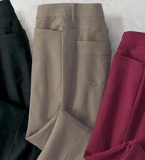 BELLUNA（ベルーナ）の「ウルトラ美脚ストレッチパンツ（フルレングスパンツ）」｜モカ