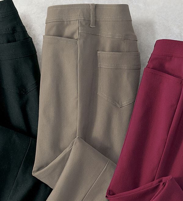 BELLUNA（ベルーナ）の「ウルトラ美脚ストレッチパンツ（フルレングスパンツ）」｜モカ