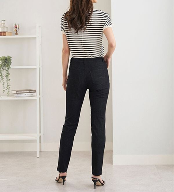 BELLUNA（ベルーナ）の「ヒンヤリ冷感！ライトオンスジーンズ（フルレングスパンツ）」｜詳細画像