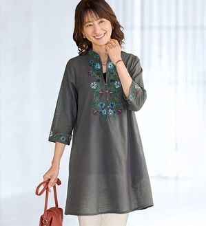 BELLUNA（ベルーナ）の「綿１００％スラブ調刺しゅう使いチュニック（チュニック）」｜詳細画像
