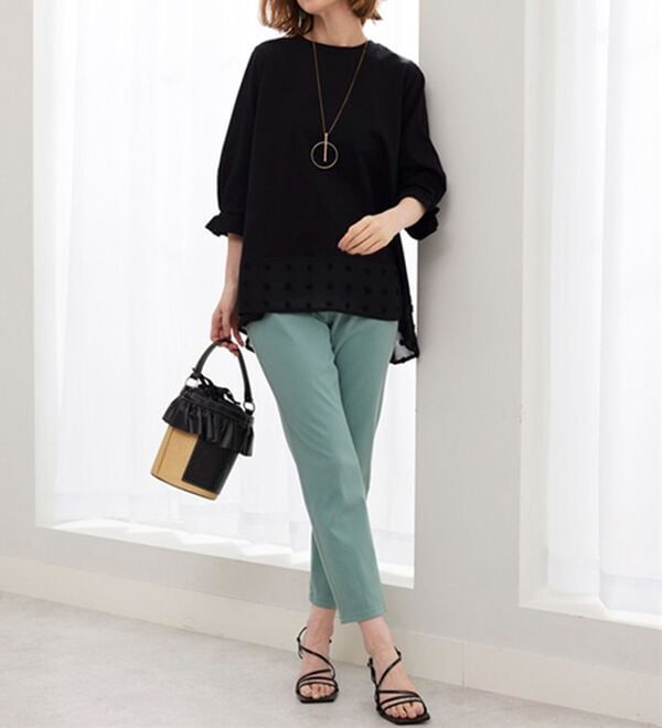 BELLUNA（ベルーナ）の「裾シアードット切替プルオーバー（カットソー）」｜詳細画像