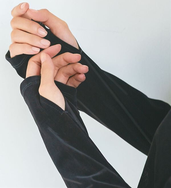 BELLUNA（ベルーナ）の「ベロア風フロッキーシアートップス（カットソー）」｜詳細画像