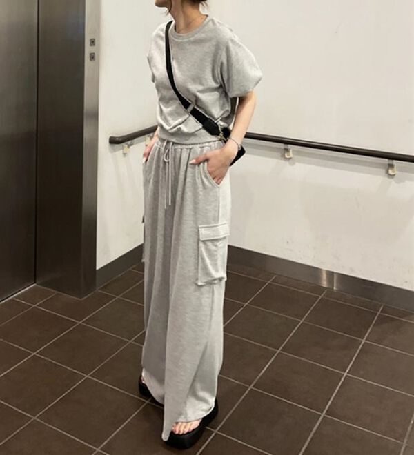 GeeRA（ジーラ）の「カーゴスウェットパンツ（その他パンツ）」｜詳細画像