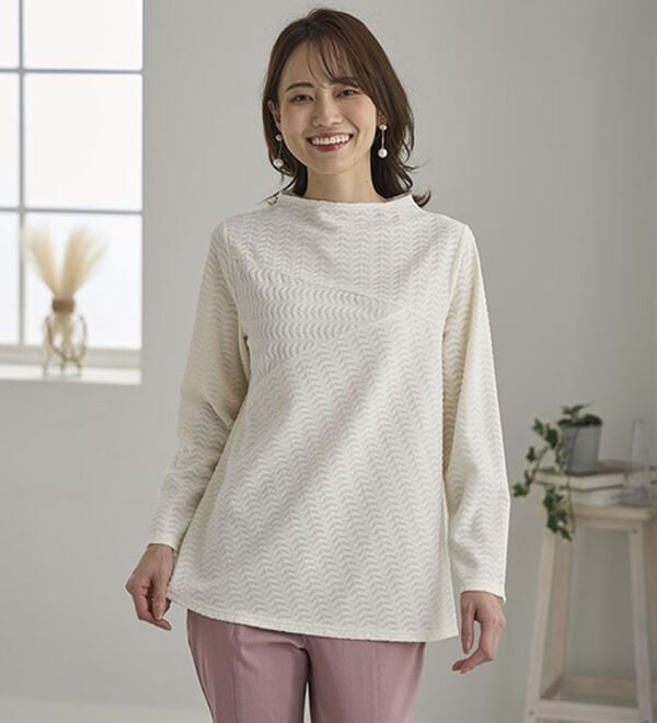BELLUNA（ベルーナ）の「波柄ジャカード切替デザインプルオーバー（カットソー）」｜詳細画像