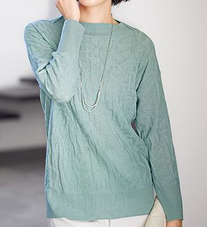 BELLUNA（ベルーナ）の「ドルマンデザイン幾何柄ニットチュニック（ニット・セーター）」｜詳細画像