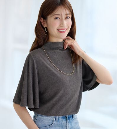 alotta（アロッタ）の「上品フレアー袖リブＴシャツ（カットソー）」