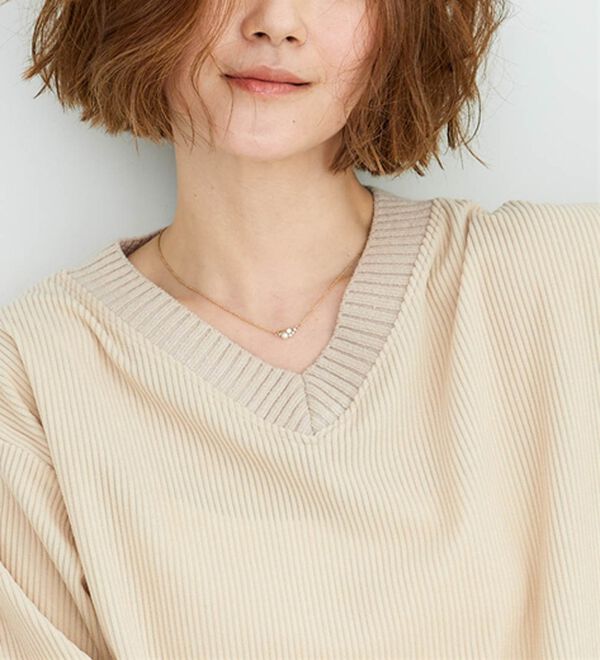 BELLUNA（ベルーナ）の「ニットリブＶネックコーデュロイプルオーバー（カットソー）」｜詳細画像