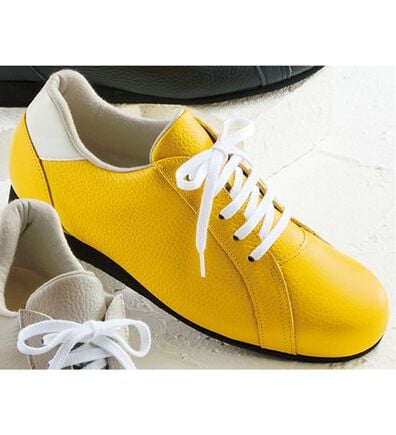 BELLUNA（ベルーナ）の「柔らか～！イタリアンレザー快適スニーカー（スニーカー）」