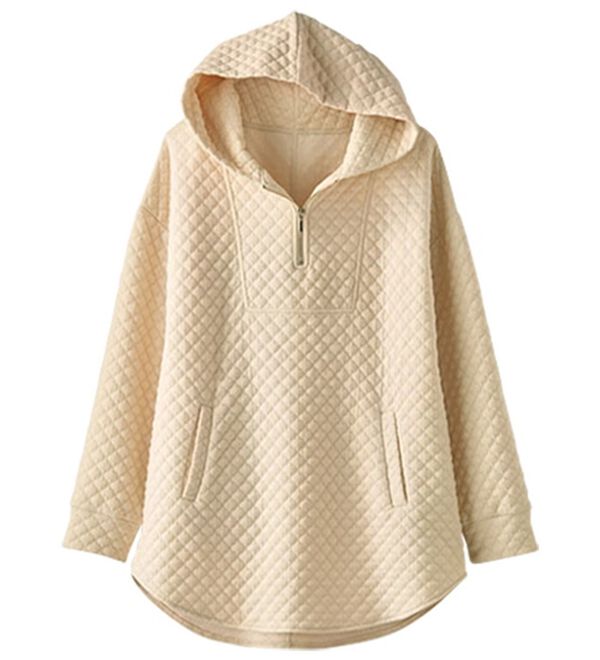 BELLUNA（ベルーナ）の「キルト刺しゅうハーフジップパーカー（パーカー）」｜アイボリー