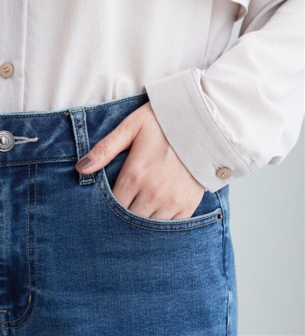 BELLUNA（ベルーナ）の「やわらかストレッチデニム素材スリムパンツ（フルレングスパンツ）」｜詳細画像