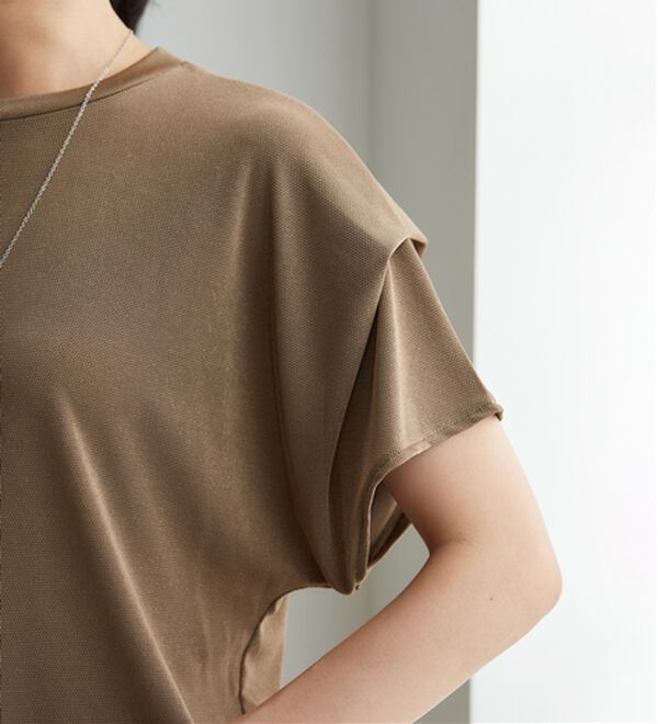 BELLUNA（ベルーナ）の「【2点セット】ネックレス付シャイニーかのこプルオーバー（カットソー）」｜詳細画像