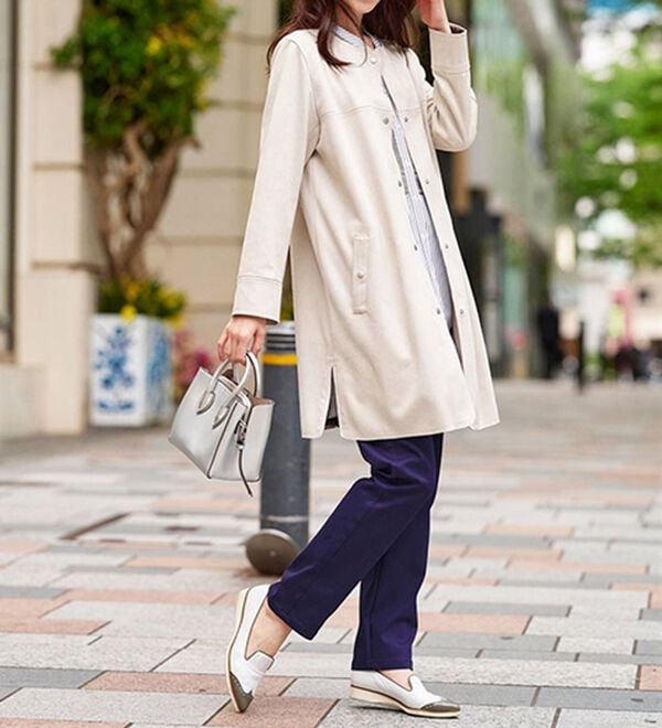 BELLUNA（ベルーナ）の「静電防止！蓄熱綿サテンストレッチカラーパンツ（フルレングスパンツ）」｜詳細画像