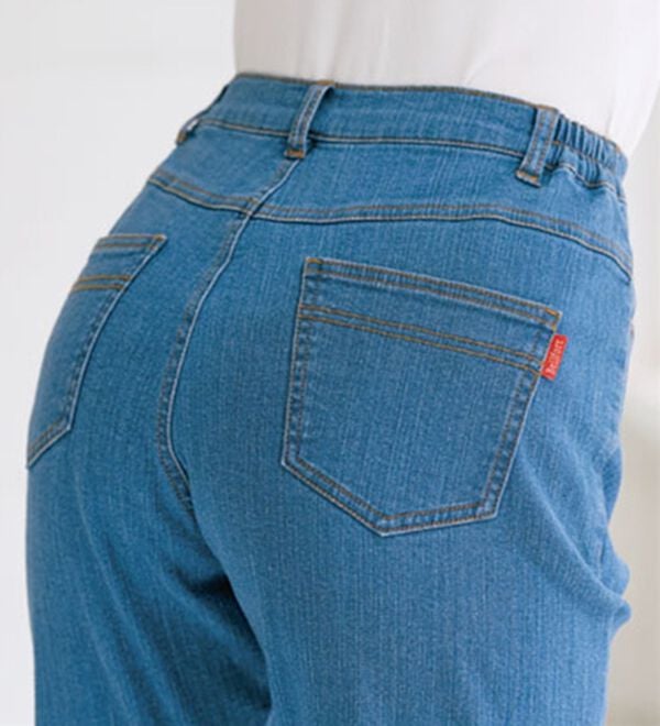 BELLUNA（ベルーナ）の「新！裏起毛スーパーストレッチ素材デニムパンツ（フルレングスパンツ）」｜詳細画像