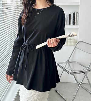 新品タグ付き✨　yori ヘムフレアトリコットカットソー　ペプラム　リボン　綿 新品タグ付き✨ yori ヘムフレアトリコットカットソー ペプラム