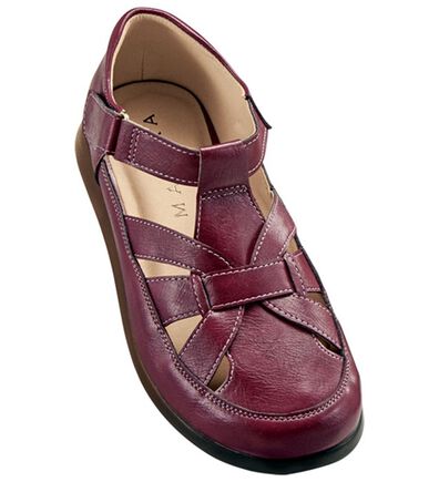 BELLUNA（ベルーナ）の「面ファスナーで脱ぎ履き楽グルカ風シューズ（フラットシューズ）」