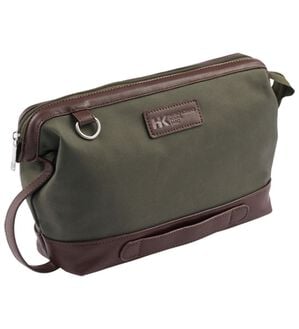 「＜ヒロココシノオムベーシック＞大きく開き、中が見やすいショルダーバッグ（メンズショルダーバッグ）」｜カーキ