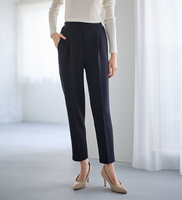 GeeRA（ジーラ）の「【２点セット】ペプラムジャケットテーパードパンツセットアップスーツ（パンツスーツ）」｜詳細画像