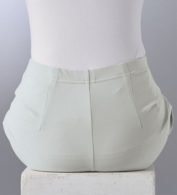 BELLUNA（ベルーナ）の「日本製ハイテンションストレートパンツ（フルレングスパンツ）」｜詳細画像