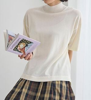 BELLUNA（ベルーナ）の「Ｔシャツが苦手な方に！ひんやり綿混ニットＴ【選べるデザイン】（ニット・セーター）」｜オフ白(ニットT)