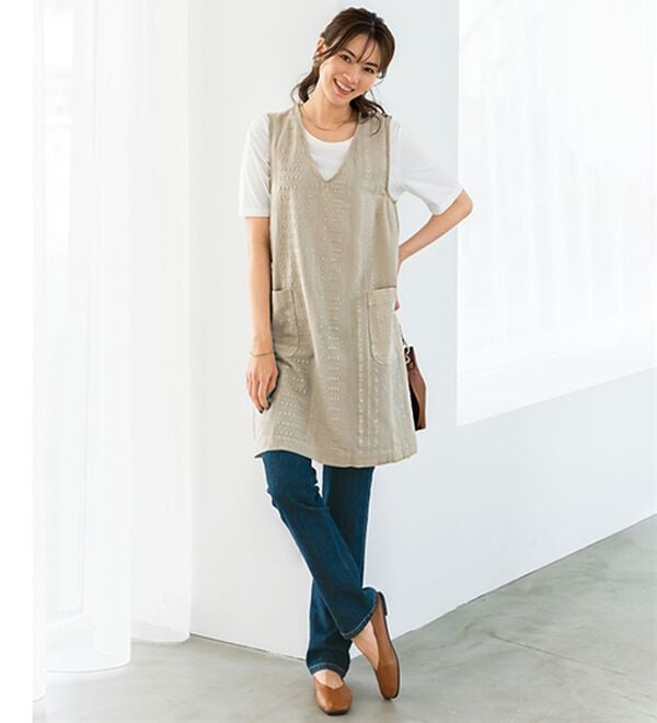 BELLUNA（ベルーナ）の「綿麻ドビー素材ジャンパードレス（ジャンパースカート）」｜詳細画像