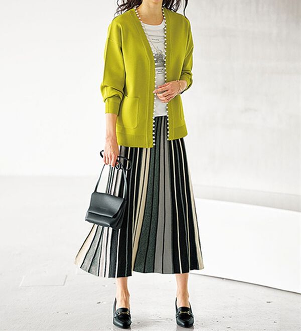 BELLUNA（ベルーナ）の「パール使いノーカラーカーディガン（ニットカーディガン）」｜詳細画像