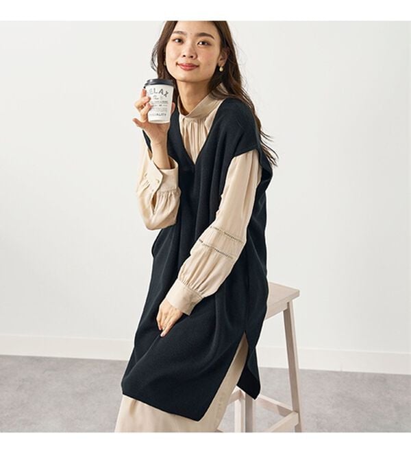 BELLUNA（ベルーナ）の「ニットベスト付ハイネックワンピース（アンサンブル）」｜詳細画像