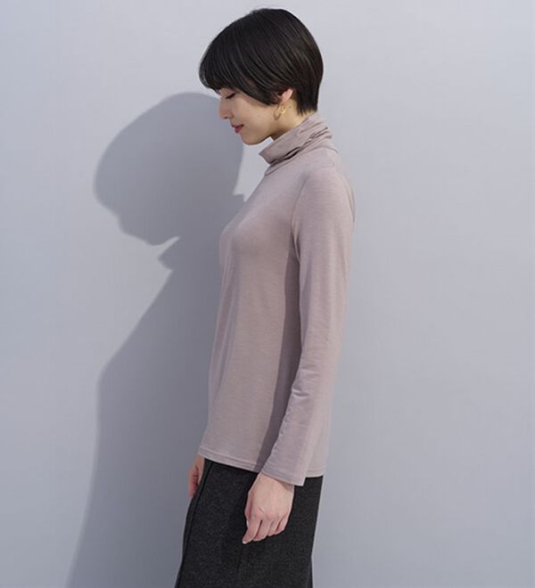 BELLUNA（ベルーナ）の「なめらかテンセル（ＴＭ）繊維ストレッチプルオーバー（カットソー）」｜詳細画像