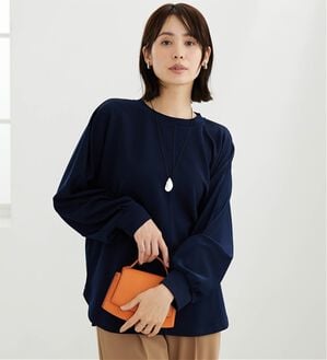 BELLUNA（ベルーナ）の「きれい見えジョーゼット素材Tブラウス（ブラウス）」｜ネイビー