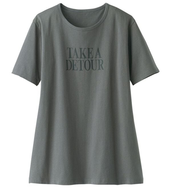 BELLUNA（ベルーナ）の「綿１００％プリントＴシャツ（Tシャツ）」｜チャコール(ロゴ)