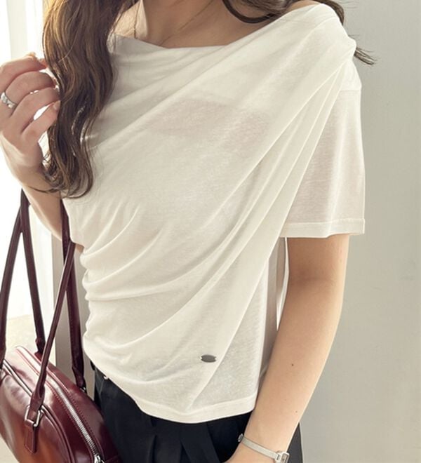 GeeRA（ジーラ）の「スラブシアーオフショルトップス（カットソー）」｜詳細画像