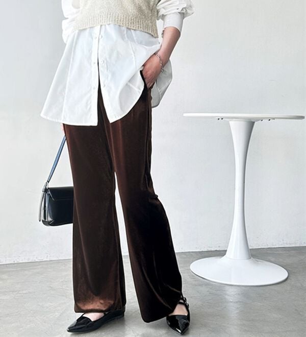 GeeRA（ジーラ）の「ベロアフレアパンツ（フルレングスパンツ）」｜詳細画像