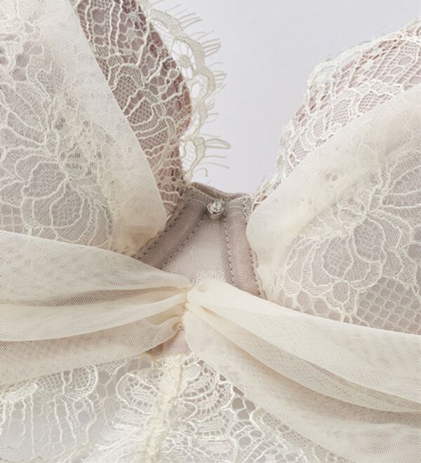 YU'NOW（ユナウ）の「ｔｏ　ｍｅｅブラ＆ショーツ（ブラジャー＆ショーツセット）」｜詳細画像