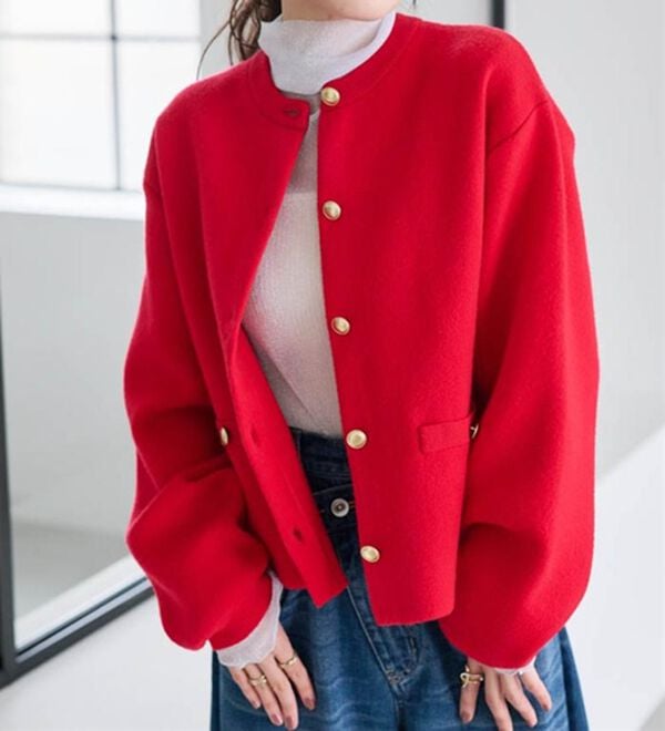 RANAN（ラナン）の「【4つの機能付き】洗える！ゴールド調ボタンニットカーディガン（ニットカーディガン）」｜詳細画像