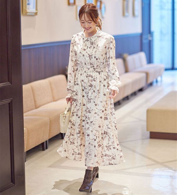 alotta（アロッタ）の「衿付ピンタック花柄ワンピース（プリントワンピース）」｜詳細画像