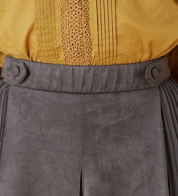 BELLUNA（ベルーナ）の「スエード調プリーツ切替スカート（ミニスカート）」｜詳細画像